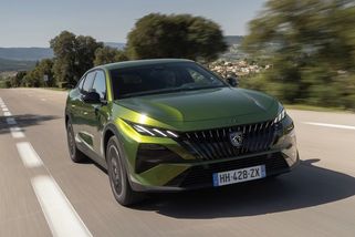 Rodinná stylovka se slevou! Peugeot modernizoval svého krasavce 408 a rovnou ho nabízí za zajímavé peníze - Garáž.cz